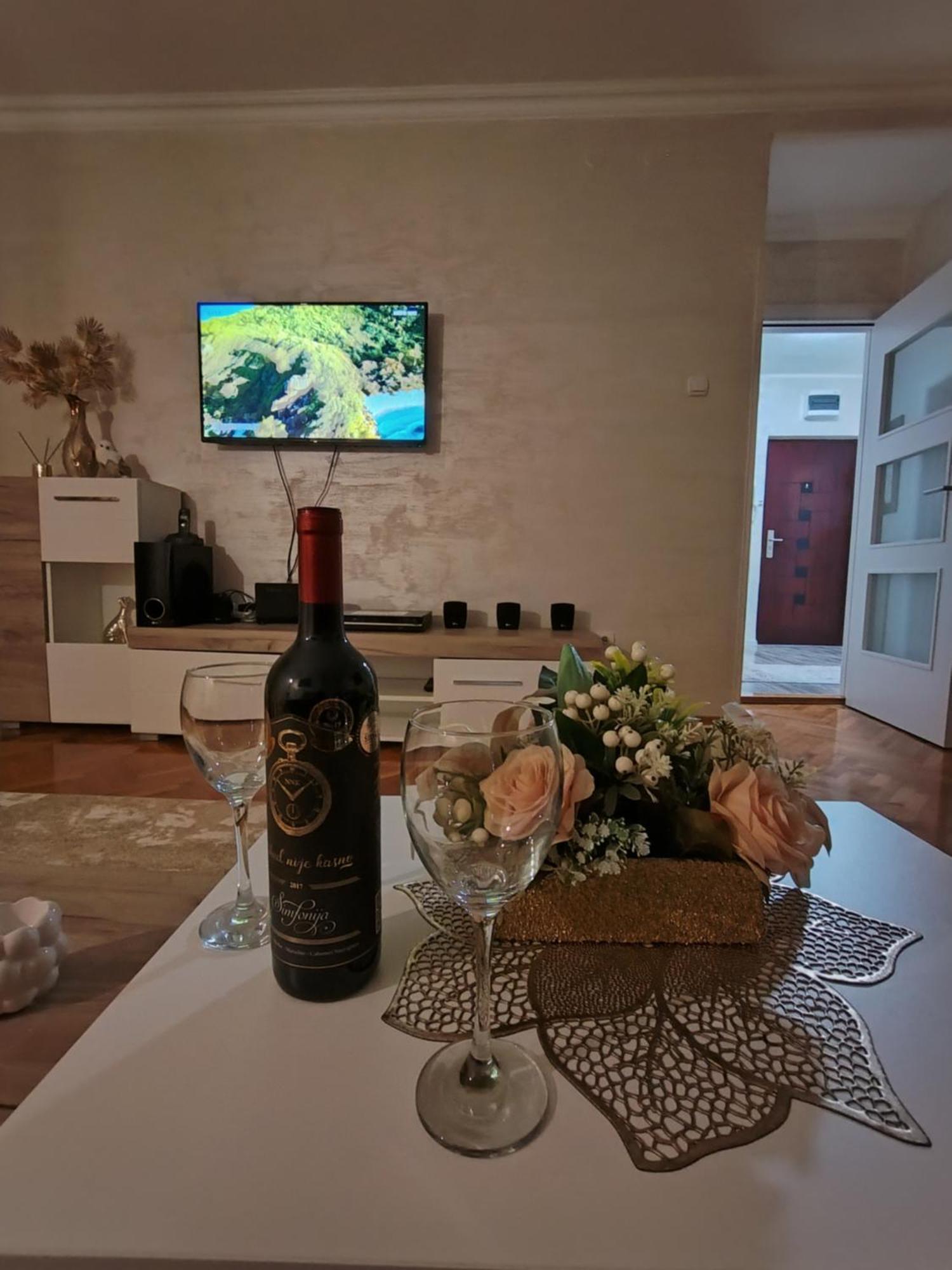 Vemiur Apartment Čačak Екстериор снимка