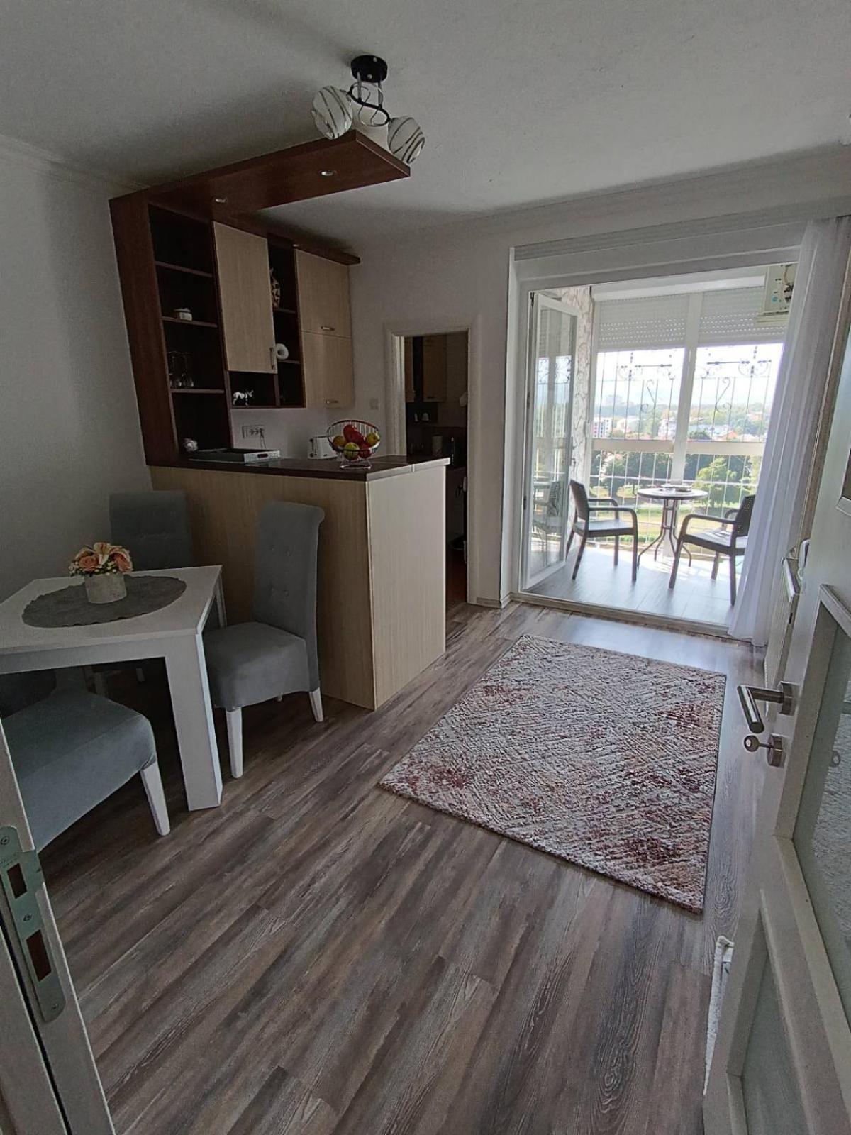Vemiur Apartment Čačak Екстериор снимка